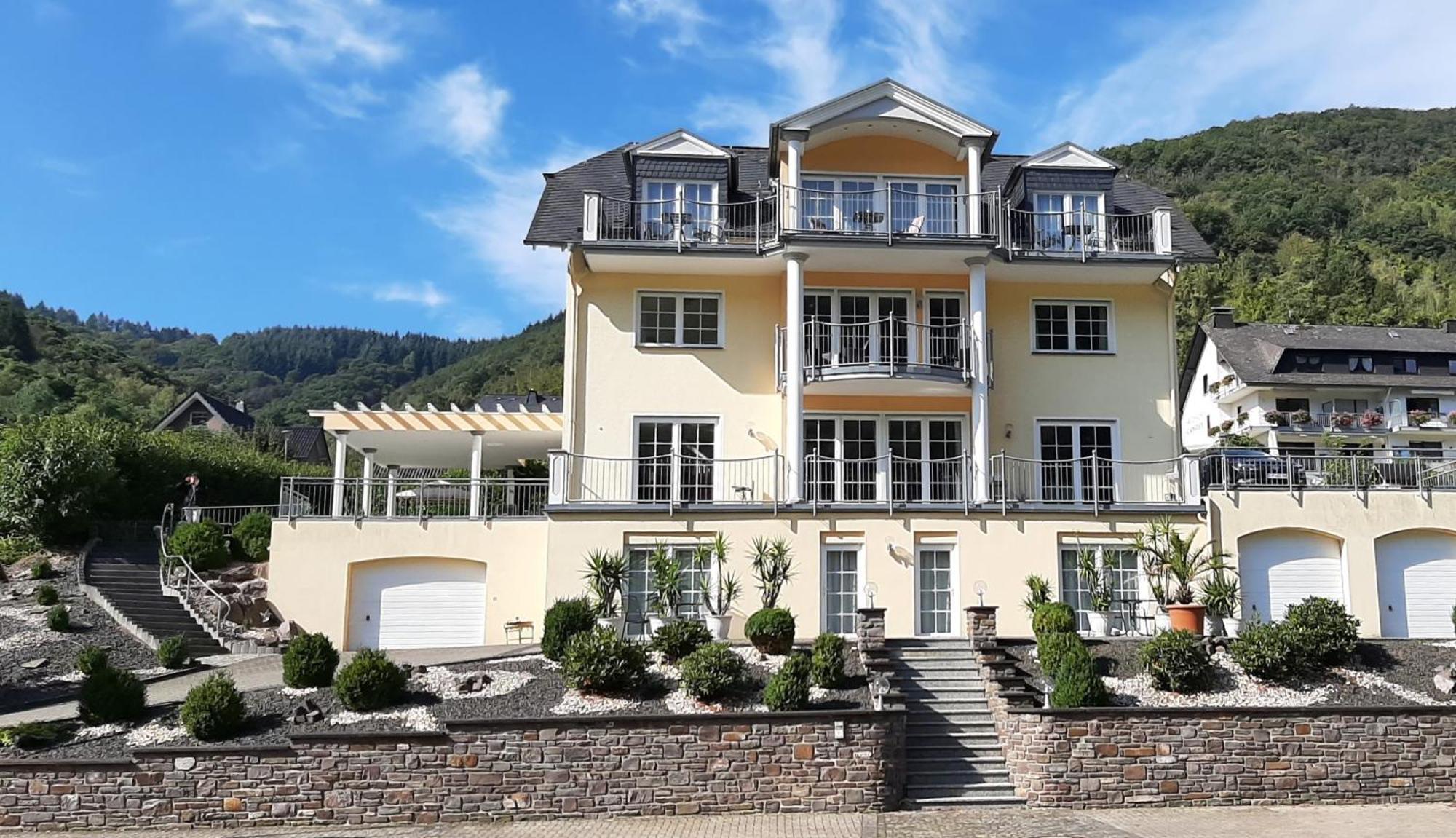 Residenz Moselstausee Sankt Aldegund Esterno foto
