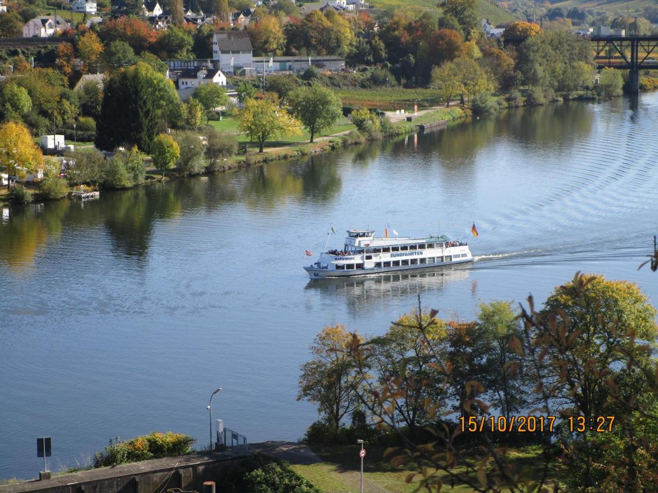 Residenz Moselstausee Sankt Aldegund Esterno foto